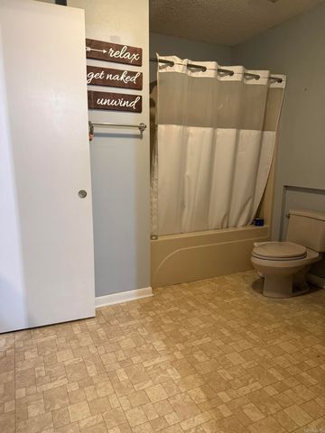 519 N 5th Street, Nashville, AR 71852