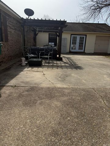 519 N 5th Street, Nashville, AR 71852