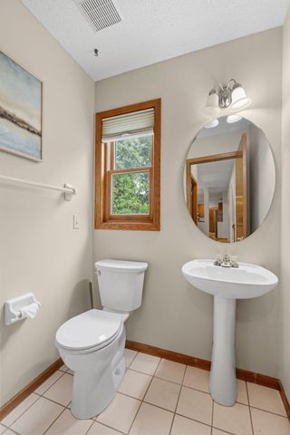547 Abbey Way, Mendota Heights, MN 55120