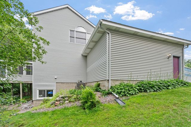 547 Abbey Way, Mendota Heights, MN 55120