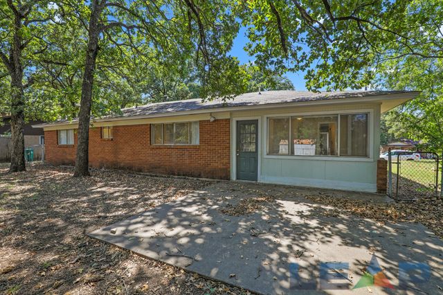 1917 Jacqueline Drive, Denton, TX 76205