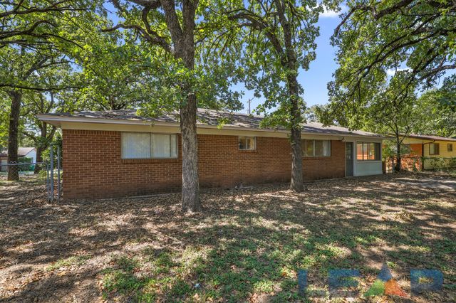 1917 Jacqueline Drive, Denton, TX 76205