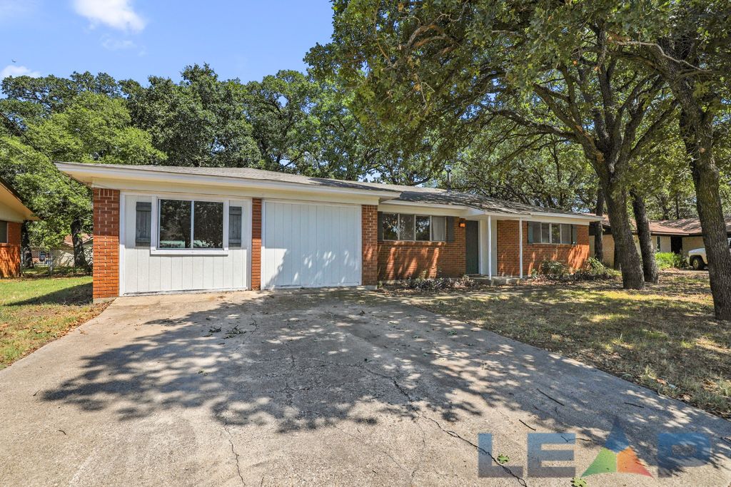 1917 Jacqueline Drive, Denton, TX 76205