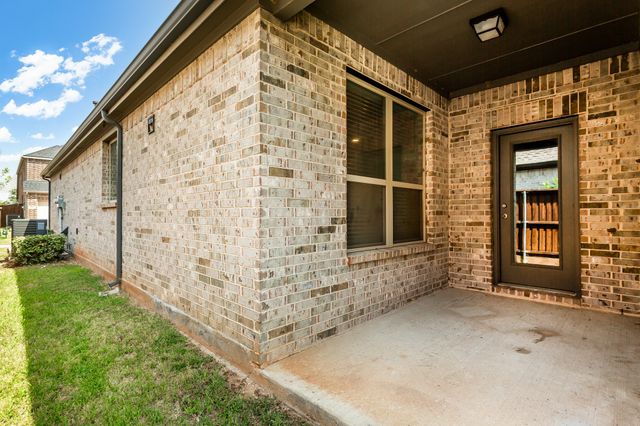 2036 Olivereta Drive, Little Elm, TX 75068