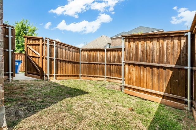 2036 Olivereta Drive, Little Elm, TX 75068