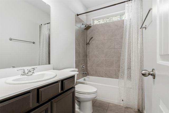 2036 Olivereta Drive, Little Elm, TX 75068