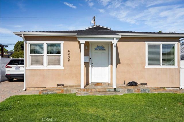 4909 W 140th, Hawthorne, CA 90250