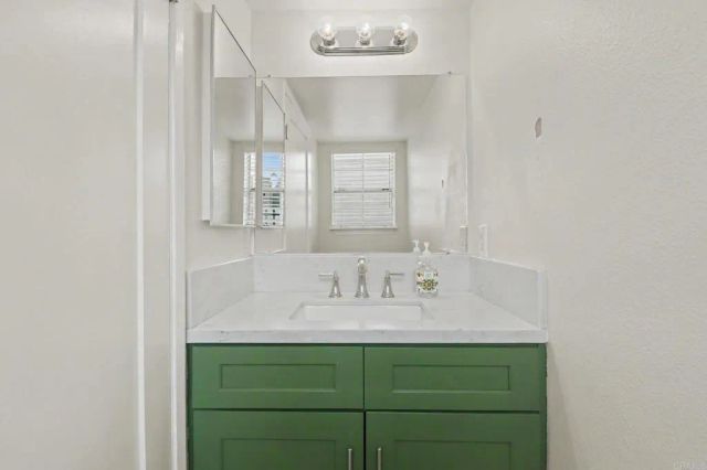 8715 Spring Canyon Dr, Spring Valley, CA 91977