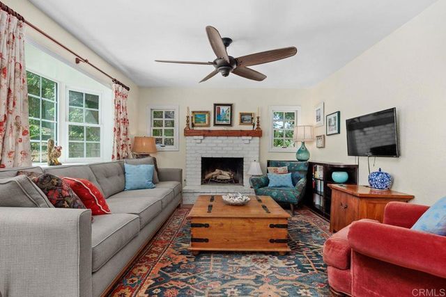 345 Osborne Street, Vista, CA 92084
