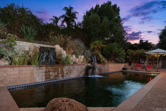 345 Osborne Street, Vista, CA 92084