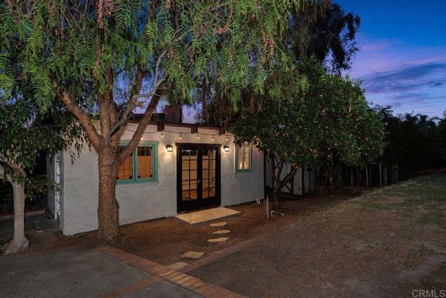 345 Osborne Street, Vista, CA 92084