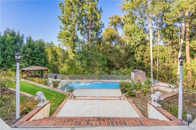 2484 Cameron Avenue, Covina, CA 91724