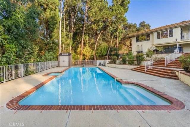 2484 Cameron Avenue, Covina, CA 91724