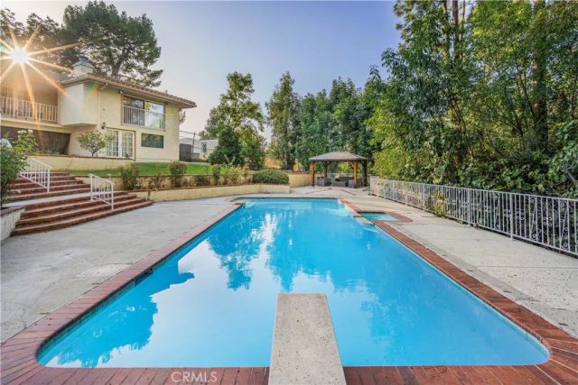 2484 Cameron Avenue, Covina, CA 91724