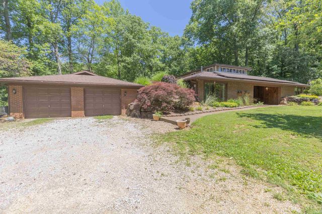 6214 Overpass Road, Mount Vernon, IN 47620