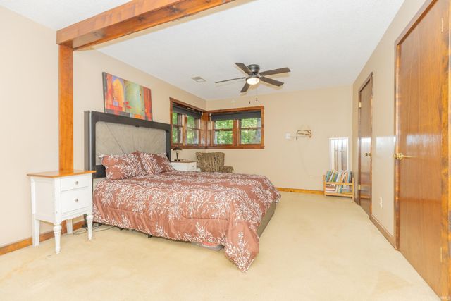 6214 Overpass Road, Mount Vernon, IN 47620