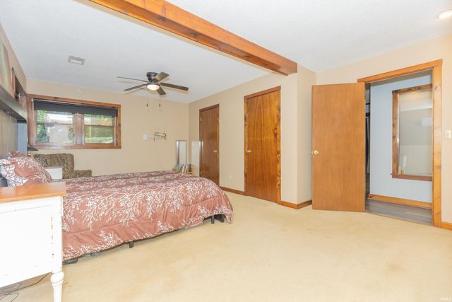 6214 Overpass Road, Mount Vernon, IN 47620