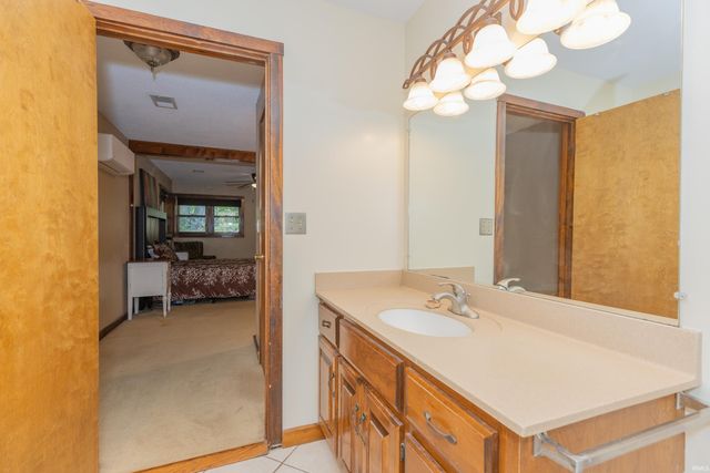 6214 Overpass Road, Mount Vernon, IN 47620