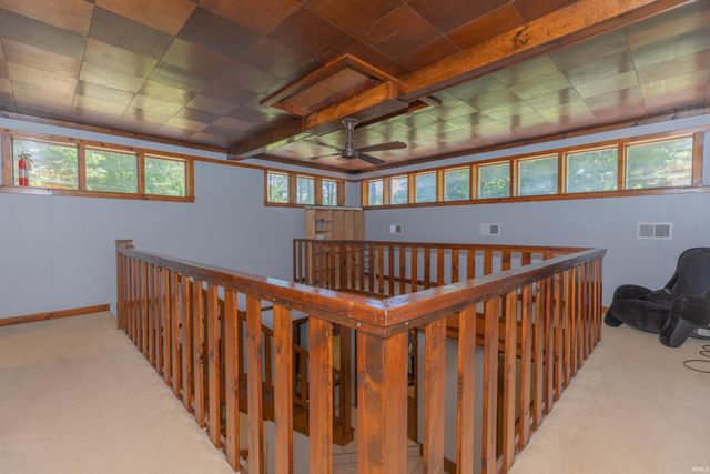 6214 Overpass Road, Mount Vernon, IN 47620