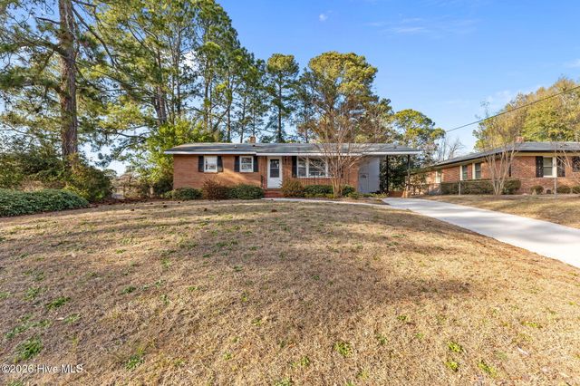 3722 Sandra Drive, Fayetteville, NC 28304