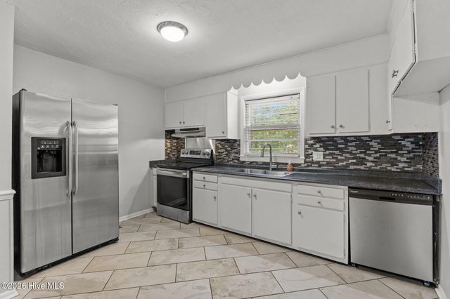 3722 Sandra Drive, Fayetteville, NC 28304