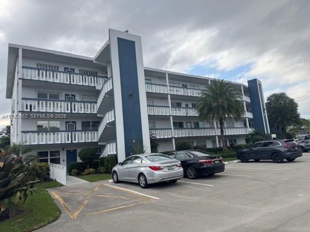 4001 Upminster J, Deerfield Beach, FL 33442
