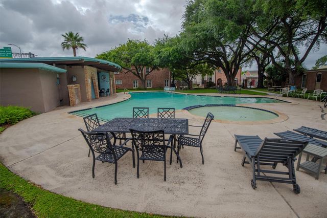9409 Bassoon Drive, Houston, TX 77025