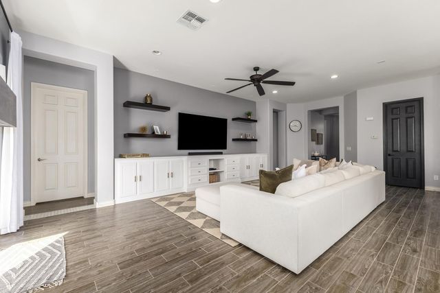 26814 N 100th Lane, Peoria, AZ 85383