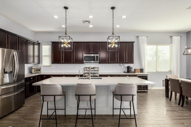 26814 N 100th Lane, Peoria, AZ 85383