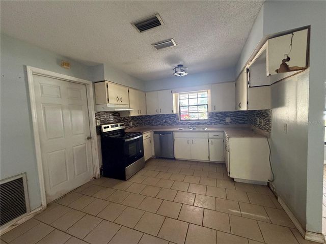 457 WATER ROAD, Ocala, FL 34472