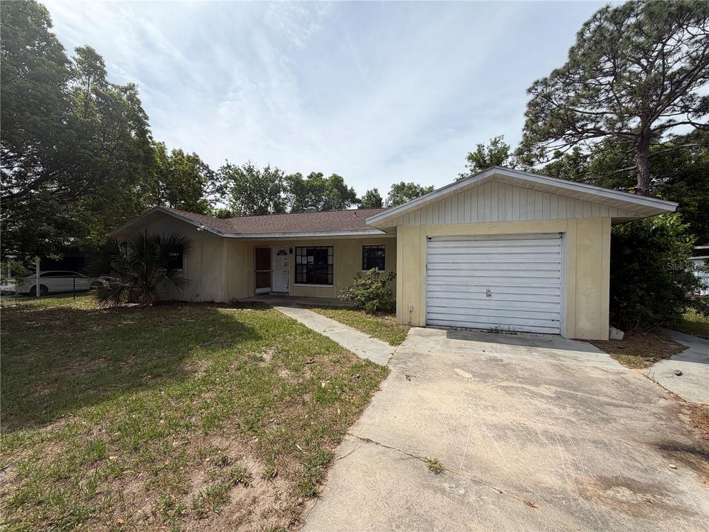 457 WATER ROAD, Ocala, FL 34472