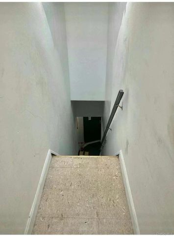 131-07 Liberty Avenue, Richmond Hill, NY 11419