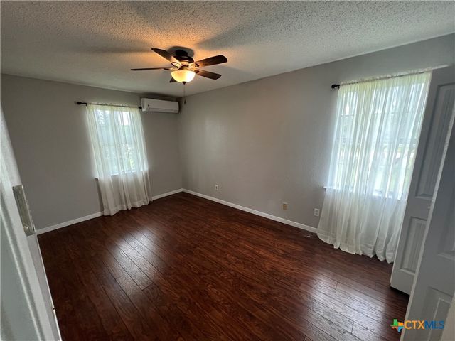 2955 E Amity Road, Belton, TX 76513