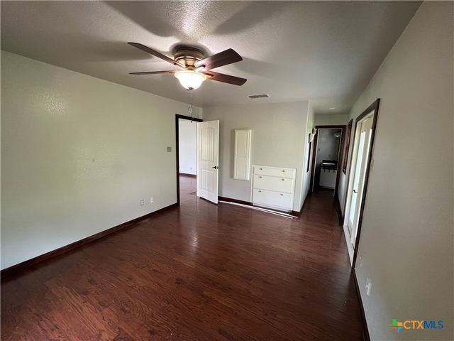 2955 E Amity Road, Belton, TX 76513