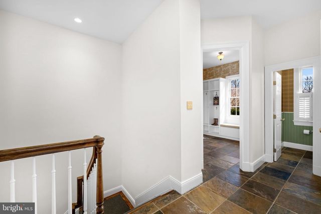 1205 TOWLSTON RD, Great Falls, VA 22066