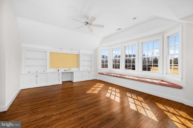 1205 TOWLSTON RD, Great Falls, VA 22066