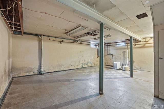 807 Second St, Salina, NY 13088