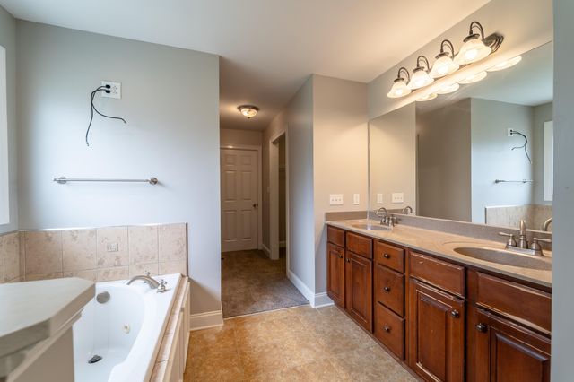 817 RIDGEFIELD Road, Richmond, KY 40475