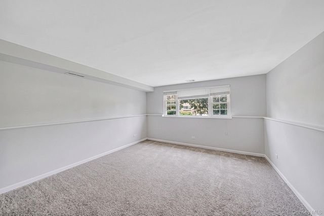 6 Otsego Place, Commack, NY 11725