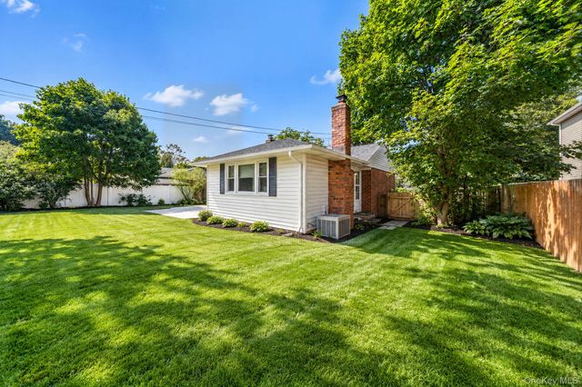 6 Otsego Place, Commack, NY 11725