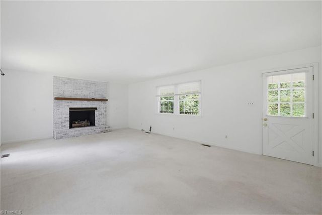 1104 Arbor Lane, Reidsville, NC 27320
