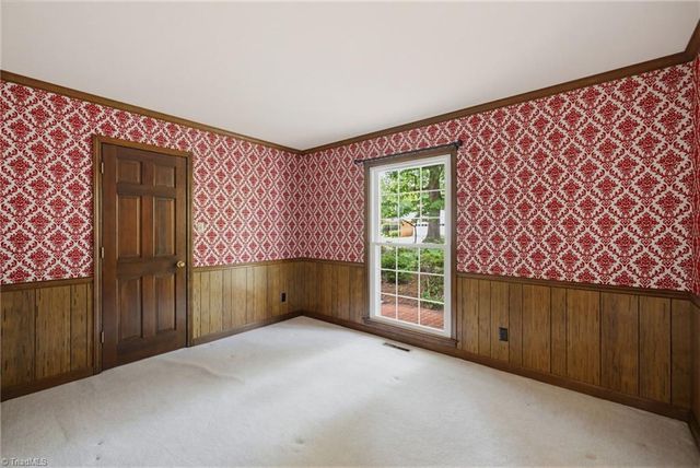 1104 Arbor Lane, Reidsville, NC 27320