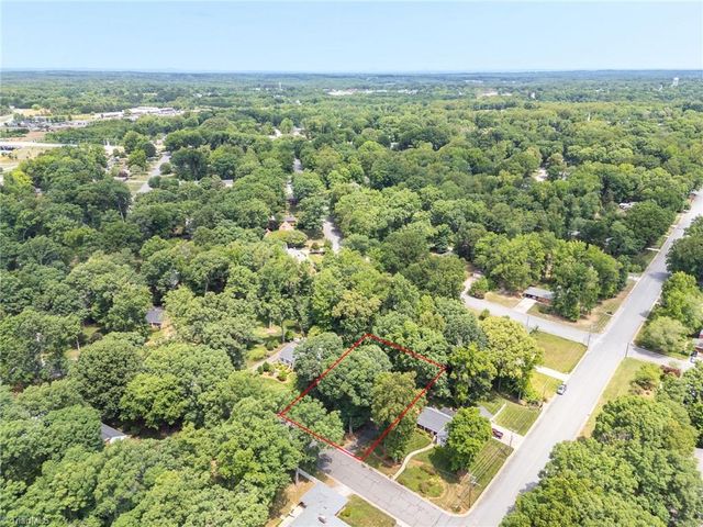 1104 Arbor Lane, Reidsville, NC 27320