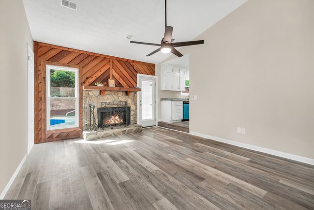 3099 Chippewa Drive, Rex, GA 30273