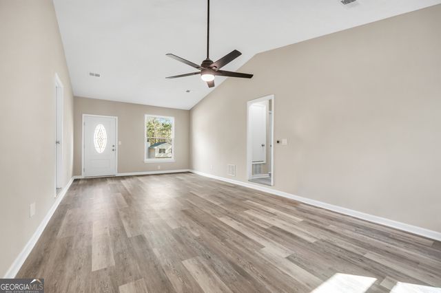 3099 Chippewa Drive, Rex, GA 30273