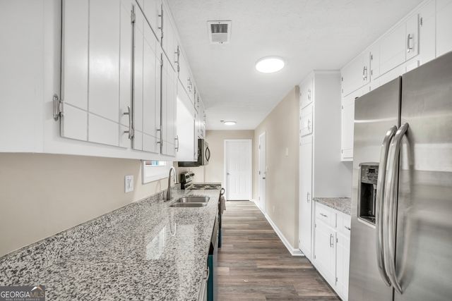 3099 Chippewa Drive, Rex, GA 30273