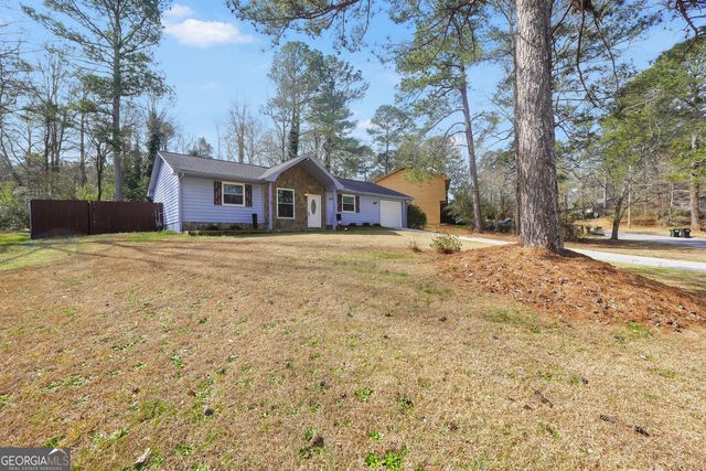 3099 Chippewa Drive, Rex, GA 30273
