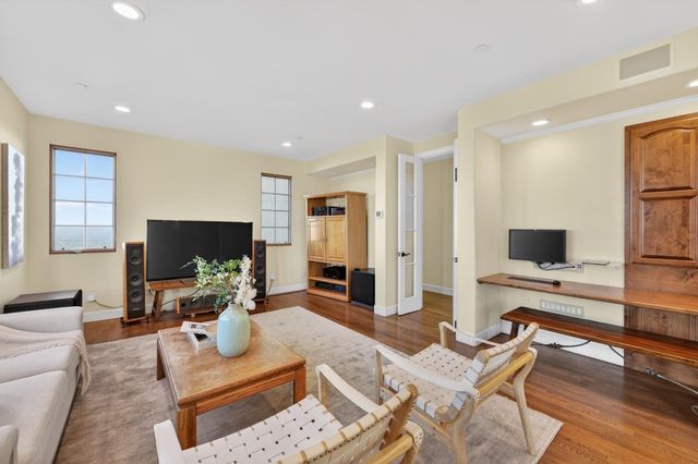 17599 Montebello Road, Cupertino, CA 95014