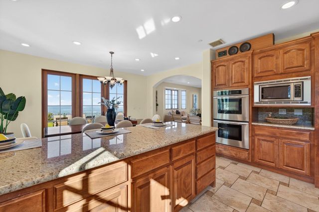 17599 Montebello Road, Cupertino, CA 95014