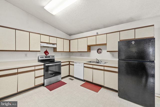 514 ALBROUGH BLVD, Colonial Beach, VA 22443